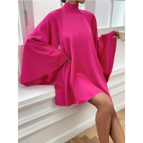 Pink Mock Neck  statement Trumpet Sleeved Backless Mini Dress - Picture 4 of 5